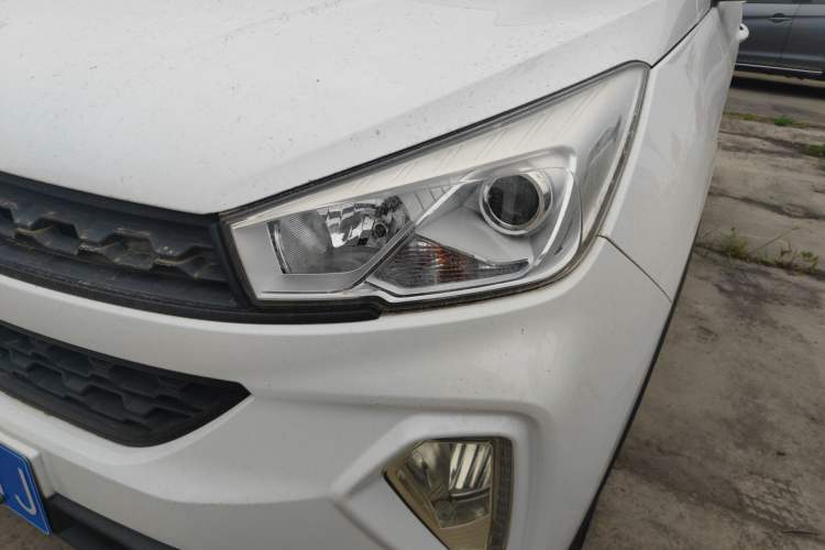 Used Wuling Hongguang S3 2018 1.5L Manual Standard Version China V Standard Left Front Headlight