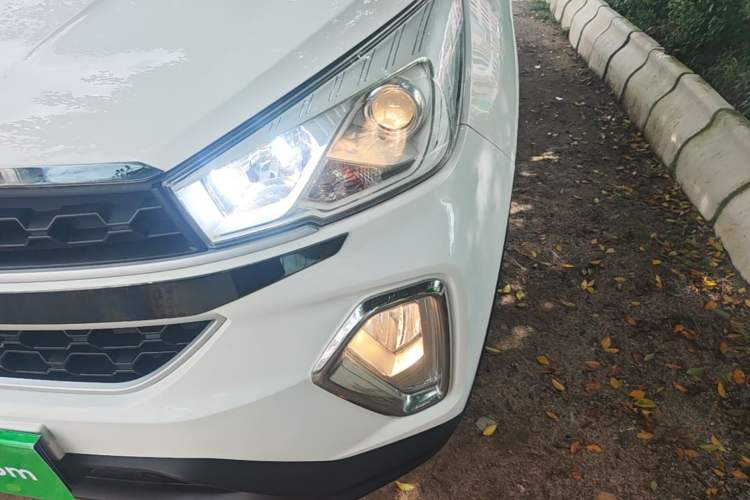 Used Wuling Hongguang S3 2018 1.5L Manual Comfort Model China V Standard Left Front Headlight
