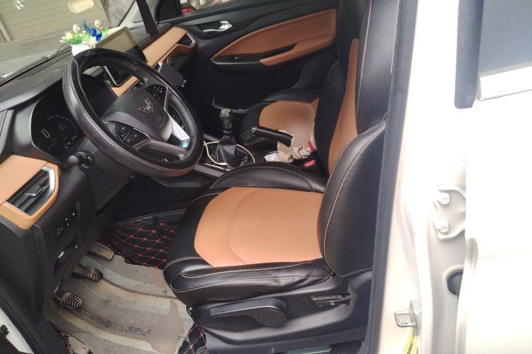 Used Wuling Hongguang S3 2018 1.5T Manual Luxury Model China V Standard Left Front Seat