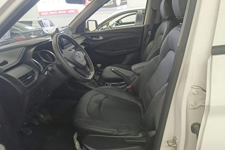Used Wuling Hongguang S3 2018 1.5L Manual Standard Version China V Standard Left Front Seat