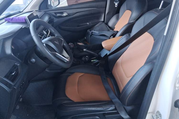 Used Wuling Hongguang S3 2018 1.5L Manual Comfort Model China V Standard Left Front Seat