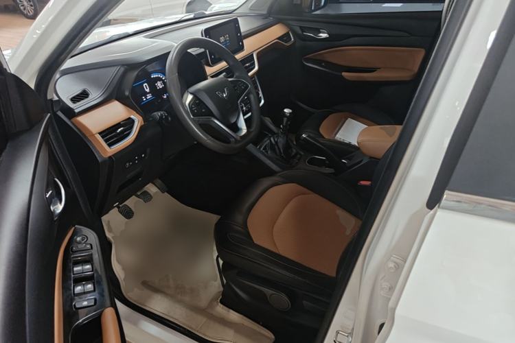 Used Wuling Hongguang S3 2018 1.5L Manual Luxury Model China V Standard Left Front Seat
