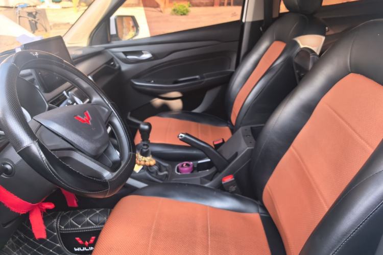 Used Wuling Hongguang S3 2018 1.5L Manual Standard Version China V Standard Left Front Seat