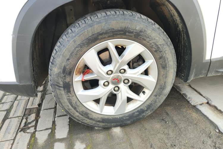 Used Wuling Hongguang S3 2018 1.5L Manual Comfort Model China V Standard Left Front Wheel Hub
