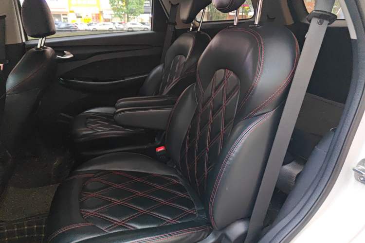 Used Wuling Hongguang S3 2018 1.5L Manual Standard Version China V Standard Left Rear Seat