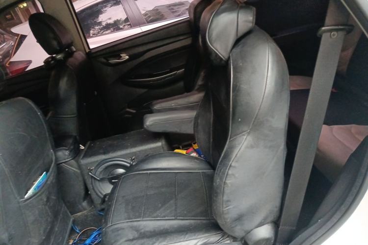 Used Wuling Hongguang S3 2018 1.5L Manual Standard Version China V Standard Left Rear Seat