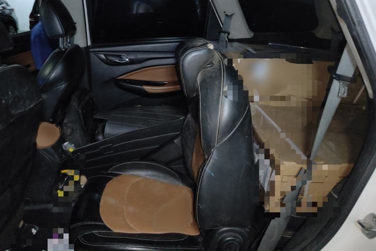 Used Wuling Hongguang S3 2018 1.5T Manual Luxury Model China V Standard Left Rear Seat
