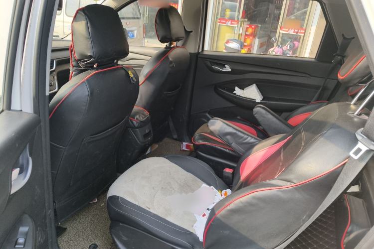 Used Wuling Hongguang S3 2018 1.5L Manual Standard Version China V Standard Left Rear Seat
