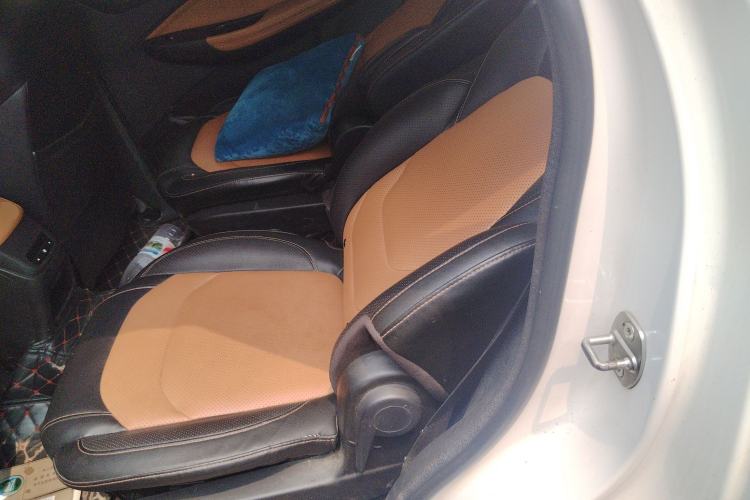Used Wuling Hongguang S3 2018 1.5T Manual Luxury Model China V Standard Left Rear Seat