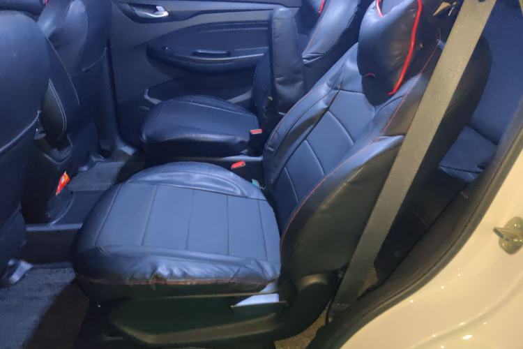 Used Wuling Hongguang S3 2018 1.5L Manual Standard Version China V Standard Left Rear Seat