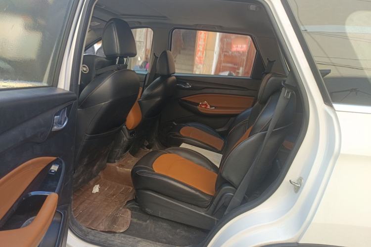 Used Wuling Hongguang S3 2018 1.5L Manual Luxury Model China V Standard Left Rear Seat