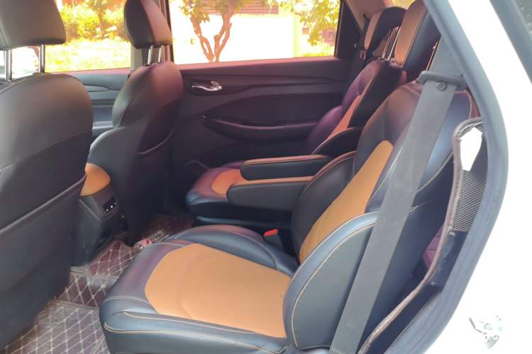 Used Wuling Hongguang S3 2018 1.5L Manual Comfort Model China V Standard Left Rear Seat