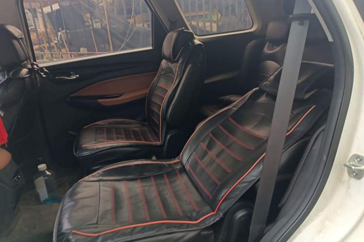 Used Wuling Hongguang S3 2018 1.5L Manual Luxury Model China V Standard Left Rear Seat