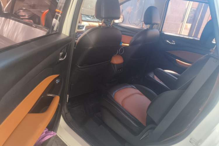 Used Wuling Hongguang S3 2018 1.5L Manual Luxury Model China V Standard Left Rear Seat