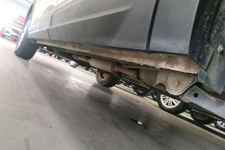 Used Wuling Hongguang S3 2018 1.5L Manual Standard Version China V Standard Left Side Sill
