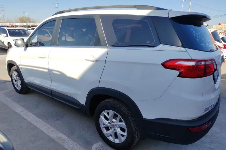 Used Wuling Hongguang S3 2018 1.5L Manual Comfort Model China V Standard Left Side