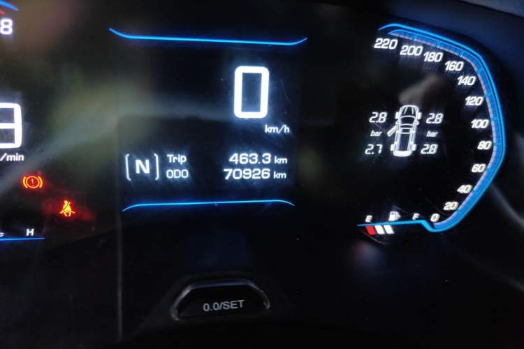 Used Wuling Hongguang S3 2018 1.5L Manual Luxury Model China V Standard Odometer Close Up