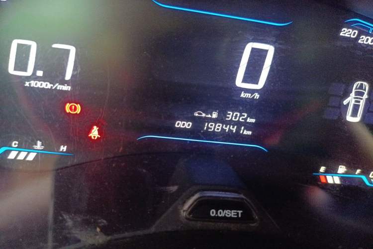 Used Wuling Hongguang S3 2018 1.5L Manual Comfort Model China V Standard Odometer Close Up