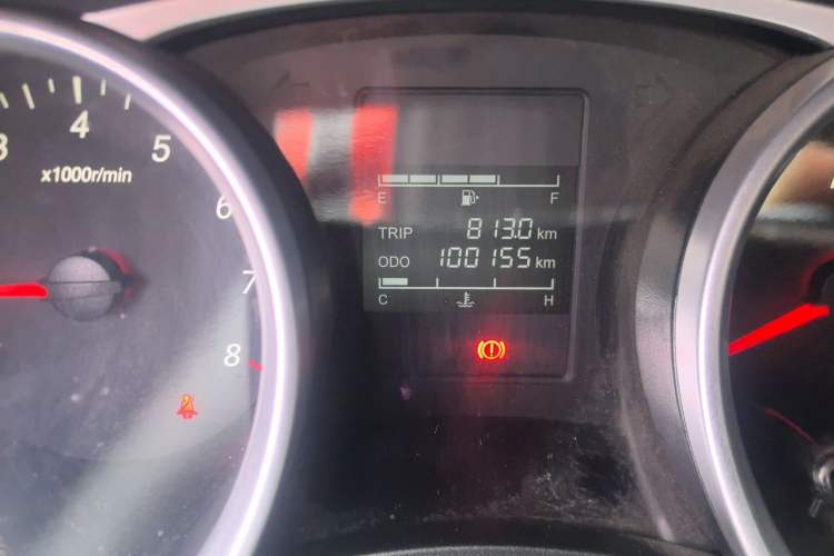 Used Wuling Hongguang S3 2018 1.5L Manual Standard Version China V Standard Odometer Close Up