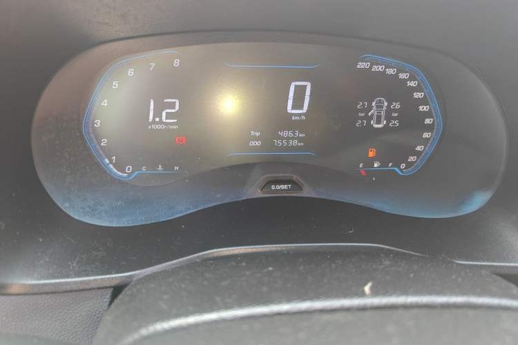 Used Wuling Hongguang S3 2018 1.5T Manual Luxury Model China V Standard Odometer Close Up
