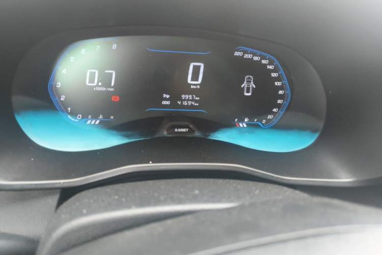 Used Wuling Hongguang S3 2018 1.5L Manual Comfort Model China V Standard Odometer Close Up