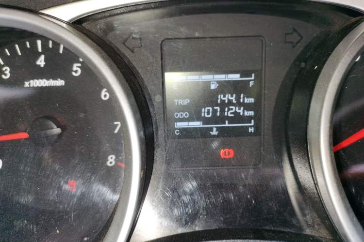 Used Wuling Hongguang S3 2018 1.5L Manual Standard Version China V Standard Odometer Close Up
