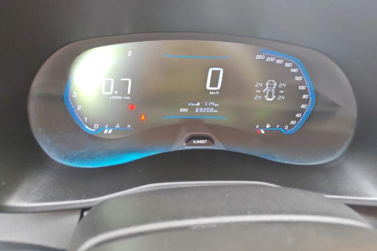 Used Wuling Hongguang S3 2018 1.5L Manual Luxury Model China V Standard Odometer Close Up