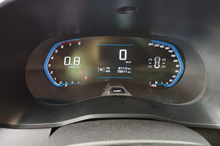 Used Wuling Hongguang S3 2018 1.5L Manual Luxury Model China V Standard Odometer Close Up
