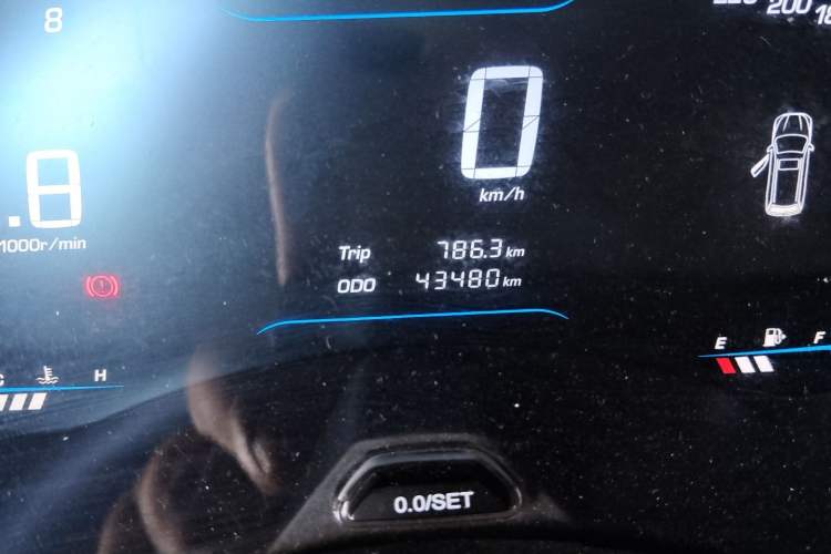 Used Wuling Hongguang S3 2018 1.5L Manual Comfort Model China V Standard Odometer Close Up