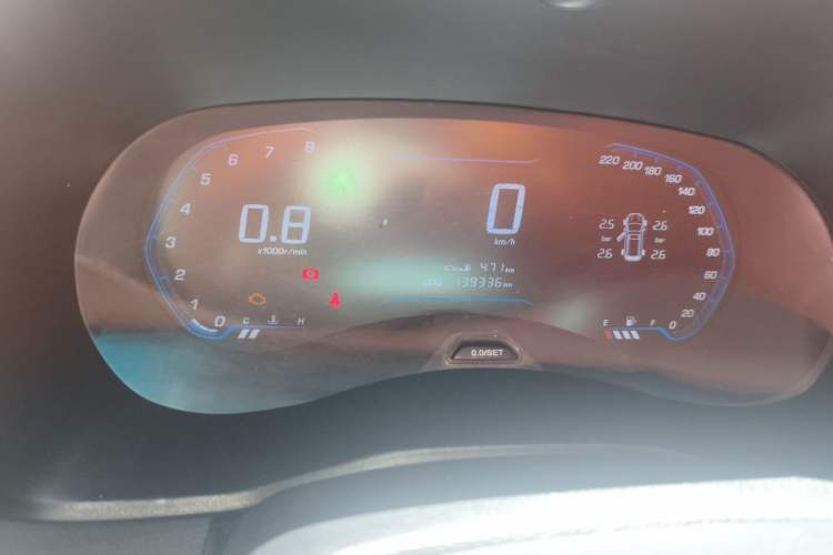 Used Wuling Hongguang S3 2018 1.5L Manual Luxury Model China V Standard Odometer Close Up