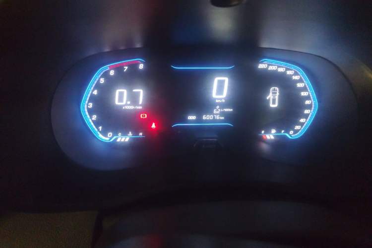 Used Wuling Hongguang S3 2018 1.5T Manual Comfort Model China V Standard Odometer Close Up