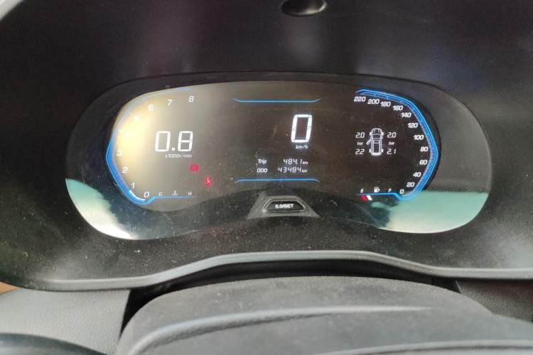 Used Wuling Hongguang S3 2018 1.5L Manual Luxury Model China V Standard Odometer Close Up