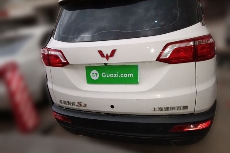 Used Wuling Hongguang S3 2018 1.5L Manual Comfort Model China V Standard Rear