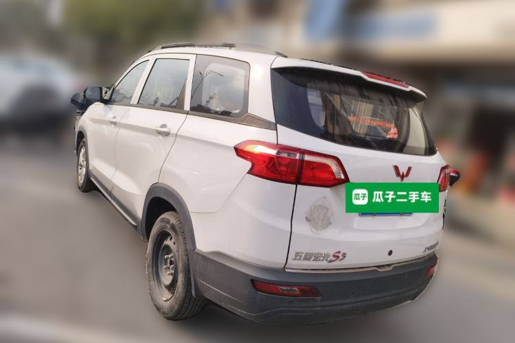 Used Wuling Hongguang S3 2018 1.5L Manual Standard Version China V Standard Rear Left 45 Deg