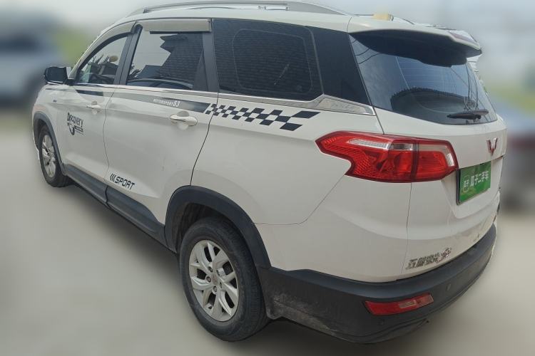 Used Wuling Hongguang S3 2018 1.5T Manual Luxury Model China V Standard Rear Left 45 Deg