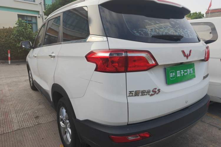 Used Wuling Hongguang S3 2018 1.5T Manual Luxury Model China V Standard Rear Left 45 Deg