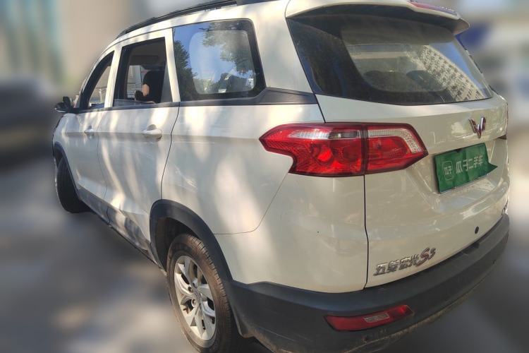 Used Wuling Hongguang S3 2018 1.5L Manual Standard Version China V Standard Rear Left 45 Deg