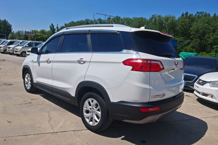 Used Wuling Hongguang S3 2018 1.5T Manual Luxury Model China V Standard Rear Left 45 Deg
