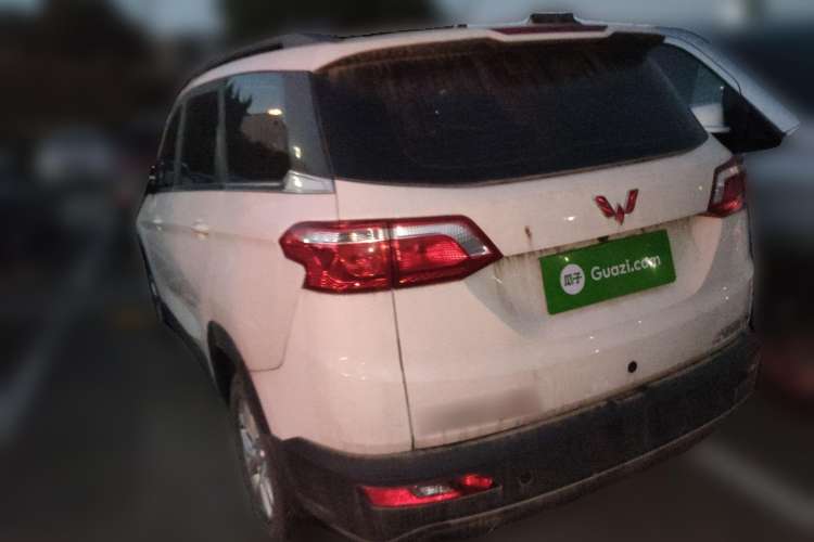 Used Wuling Hongguang S3 2018 1.5L Manual Comfort Model China V Standard Rear Left 45 Deg