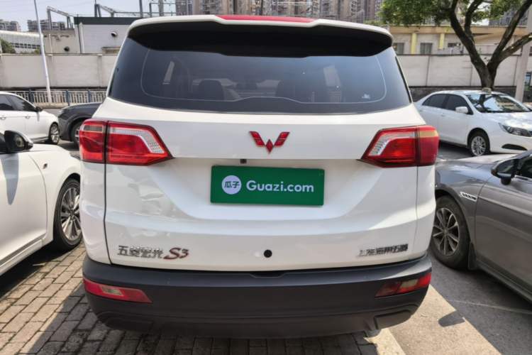Used Wuling Hongguang S3 2018 1.5L Manual Standard Version China V Standard Rear