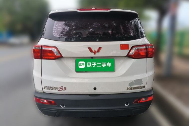 Used Wuling Hongguang S3 2018 1.5L Manual Comfort Model China V Standard Rear