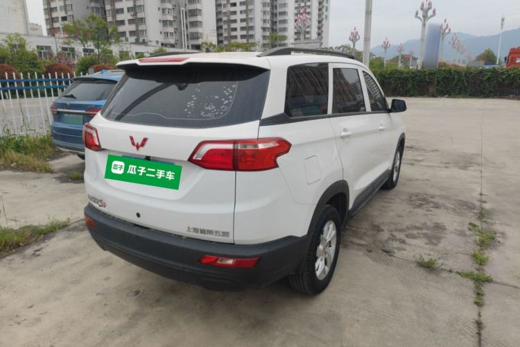 Used Wuling Hongguang S3 2018 1.5L Manual Standard Version China V Standard Rear Right 45 Deg