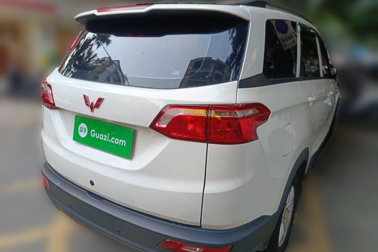 Used Wuling Hongguang S3 2018 1.5L Manual Standard Version China V Standard Rear Right 45 Deg