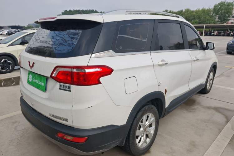 Used Wuling Hongguang S3 2018 1.5L Manual Luxury Model China V Standard Rear Right 45 Deg