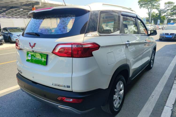 Used Wuling Hongguang S3 2018 1.5L Manual Luxury Model China V Standard Rear Right 45 Deg