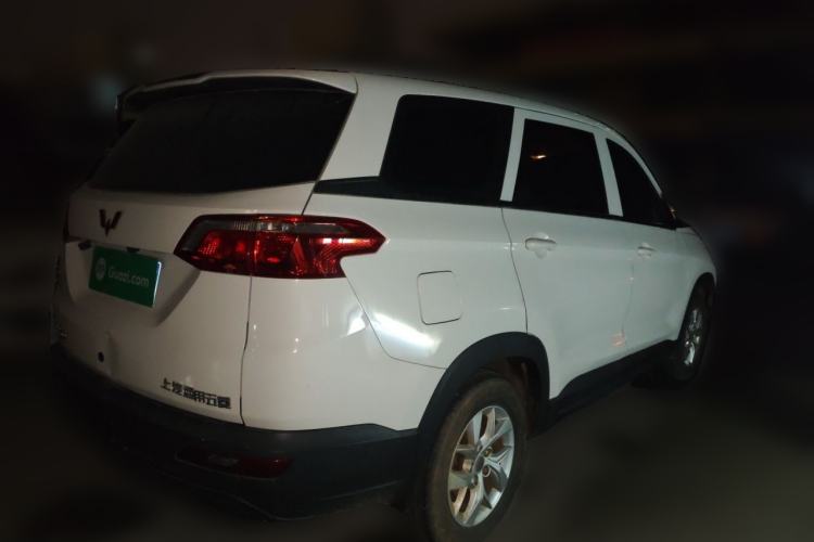 Used Wuling Hongguang S3 2018 1.5L Manual Standard Version China V Standard Rear Right 45 Deg