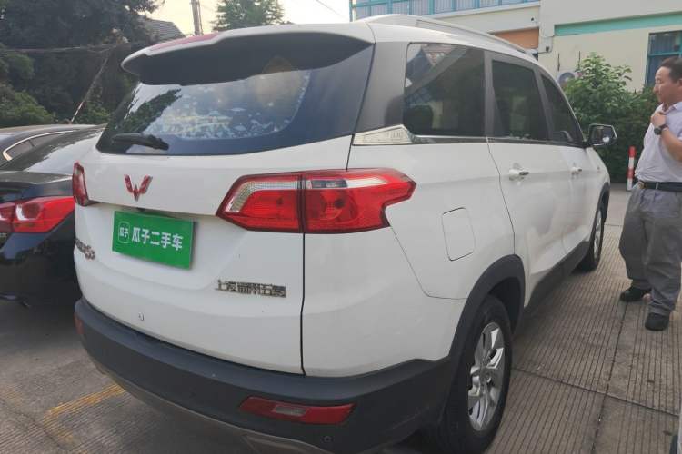 Used Wuling Hongguang S3 2018 1.5T Manual Luxury Model China V Standard Rear Right 45 Deg