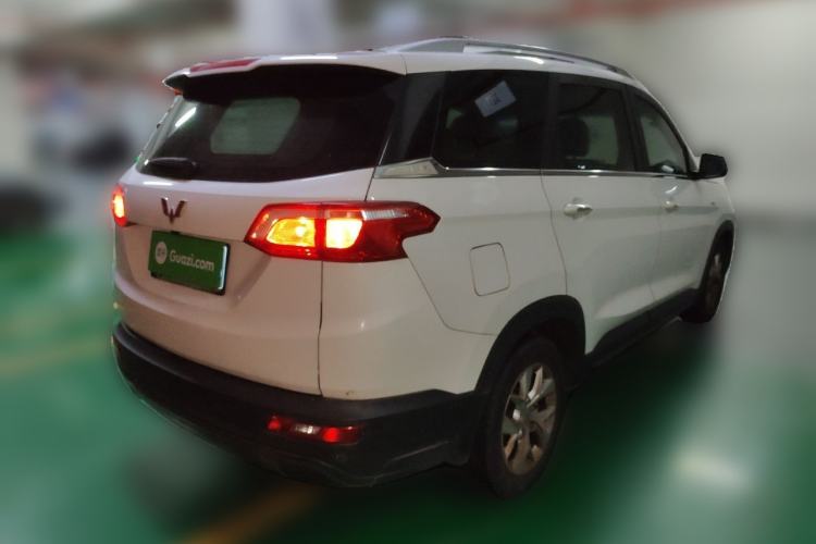 Used Wuling Hongguang S3 2018 1.5T Manual Luxury Model China V Standard Rear Right 45 Deg