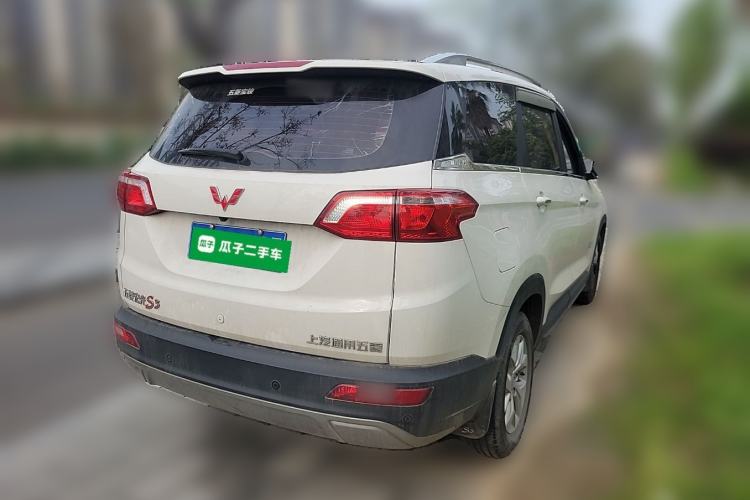 Used Wuling Hongguang S3 2018 1.5L Manual Luxury Model China V Standard Rear Right 45 Deg