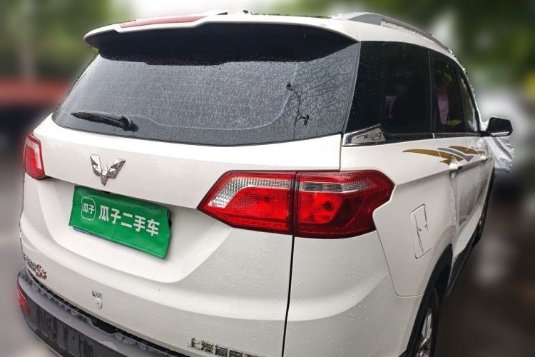 Used Wuling Hongguang S3 2018 1.5T Manual Luxury Model China V Standard Rear Right 45 Deg
